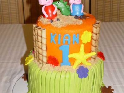 Peppa Pig Island Cake
